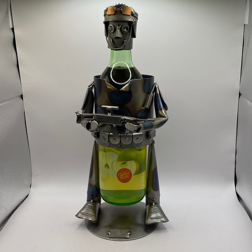 Soldier Win Bottle Holder, H & K Steel